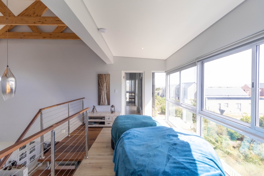 3 Bedroom Property for Sale in Somerset Lakes Western Cape